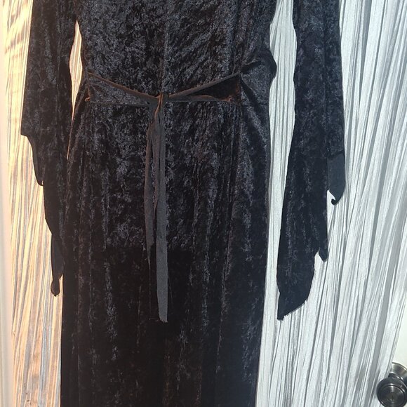 Black Goth or costume dress with asymmetrical villainous hem  + sleeves - Picture 4 of 13